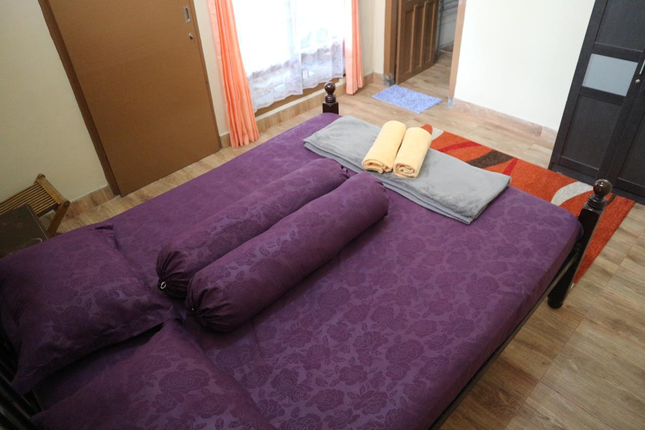 Kembar Guesthouse Yogyakarta Kültér fotó