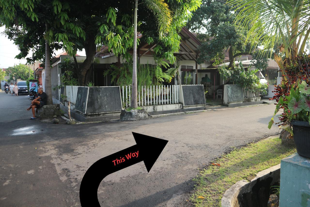 Kembar Guesthouse Yogyakarta Kültér fotó